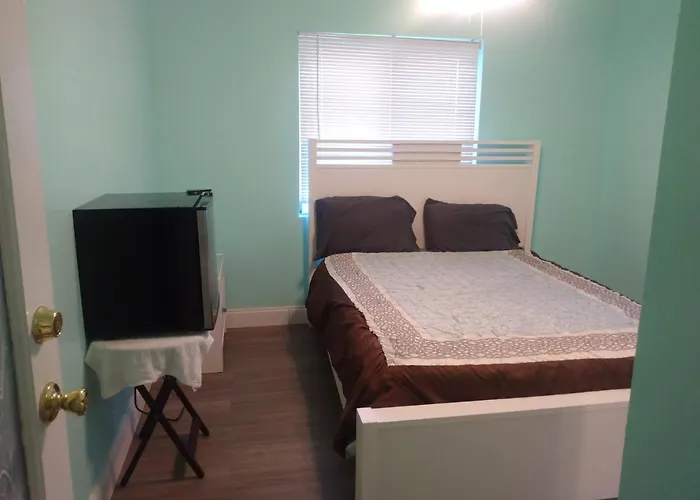 Guest house: Mimo Home Studio With Private Entrance & Key