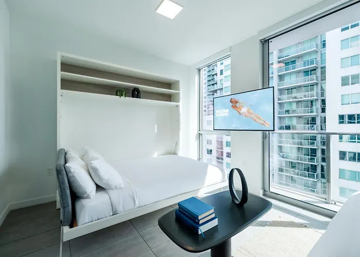  Yotel Miami
