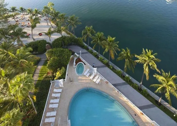 Hotels with tennis Mandarin Oriental, Miami